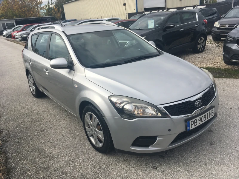 Kia Ceed Газ, снимка 3 - Автомобили и джипове - 52470900