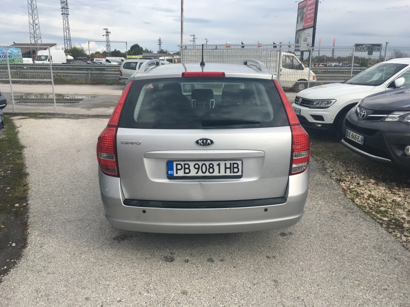 Kia Ceed Газ, снимка 5 - Автомобили и джипове - 52470900