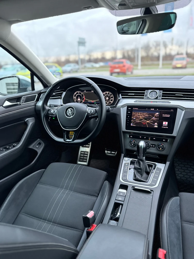 VW Passat Alltrack 2.0TDI 4Motion, снимка 13 - Автомобили и джипове - 52843188