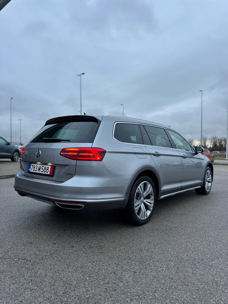 VW Passat Alltrack 2.0TDI 4Motion, снимка 4 - Автомобили и джипове - 52843188