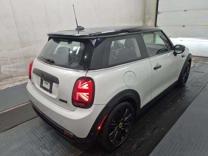 Mini John Cooper Works SE  CARFAX, снимка 4 - Автомобили и джипове - 53284202