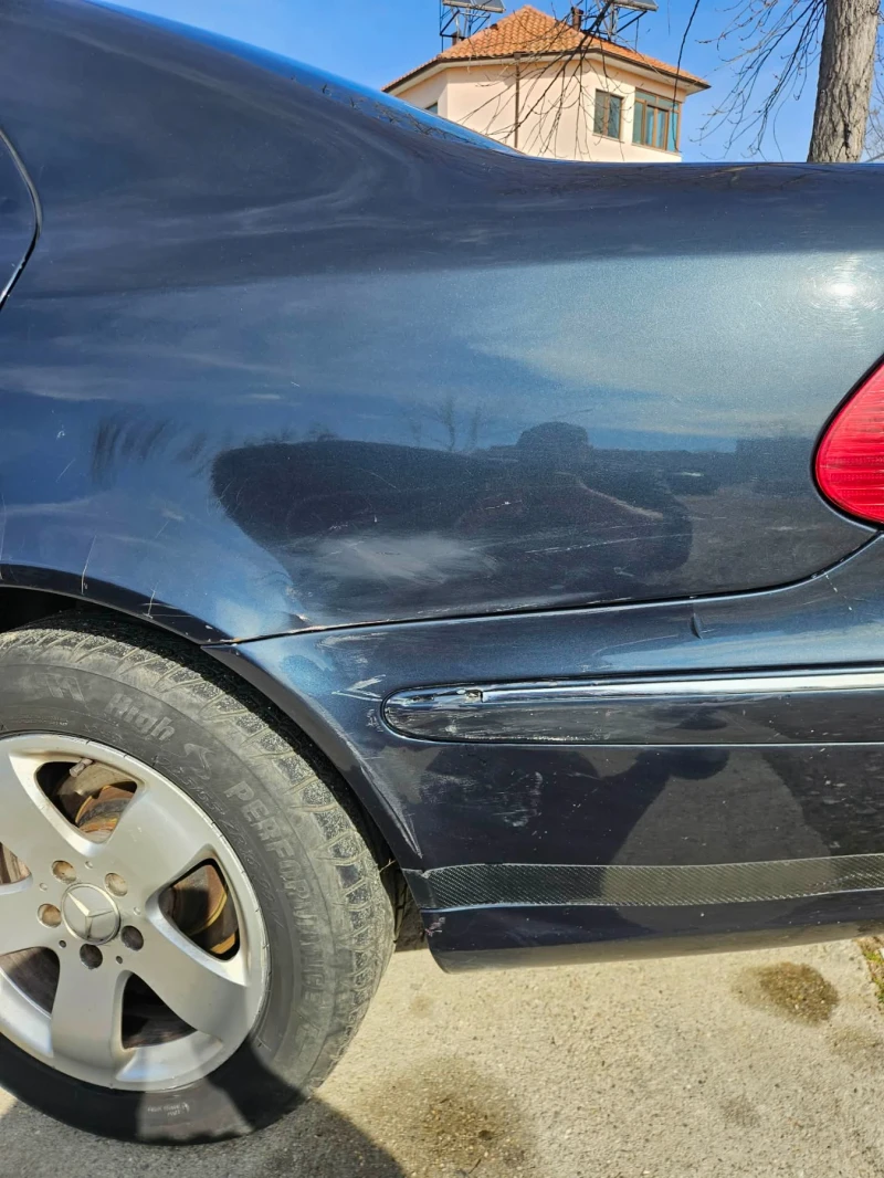 Mercedes-Benz E 270, снимка 3 - Автомобили и джипове - 53476134