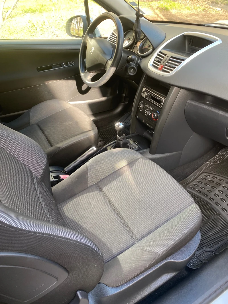 Peugeot 207, снимка 5 - Автомобили и джипове - 53572212