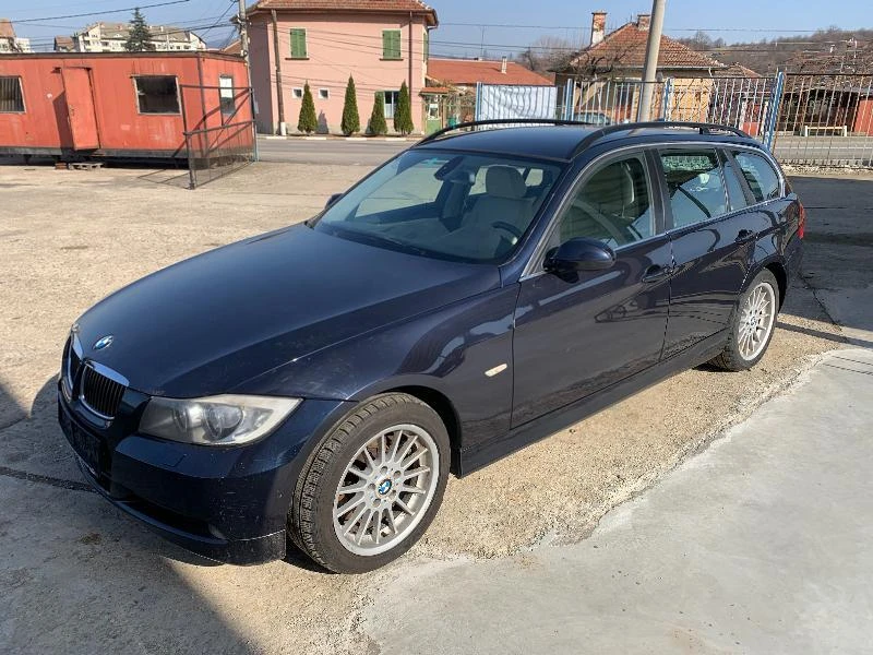 BMW 325 Xi, снимка 2 - Автомобили и джипове - 46837773