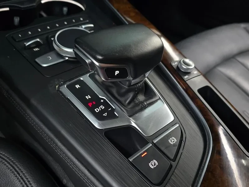 Audi A4 45TFSI , снимка 15 - Автомобили и джипове - 56325190