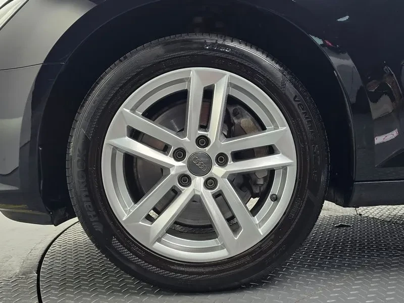 Audi A4 45TFSI , снимка 8 - Автомобили и джипове - 56325190