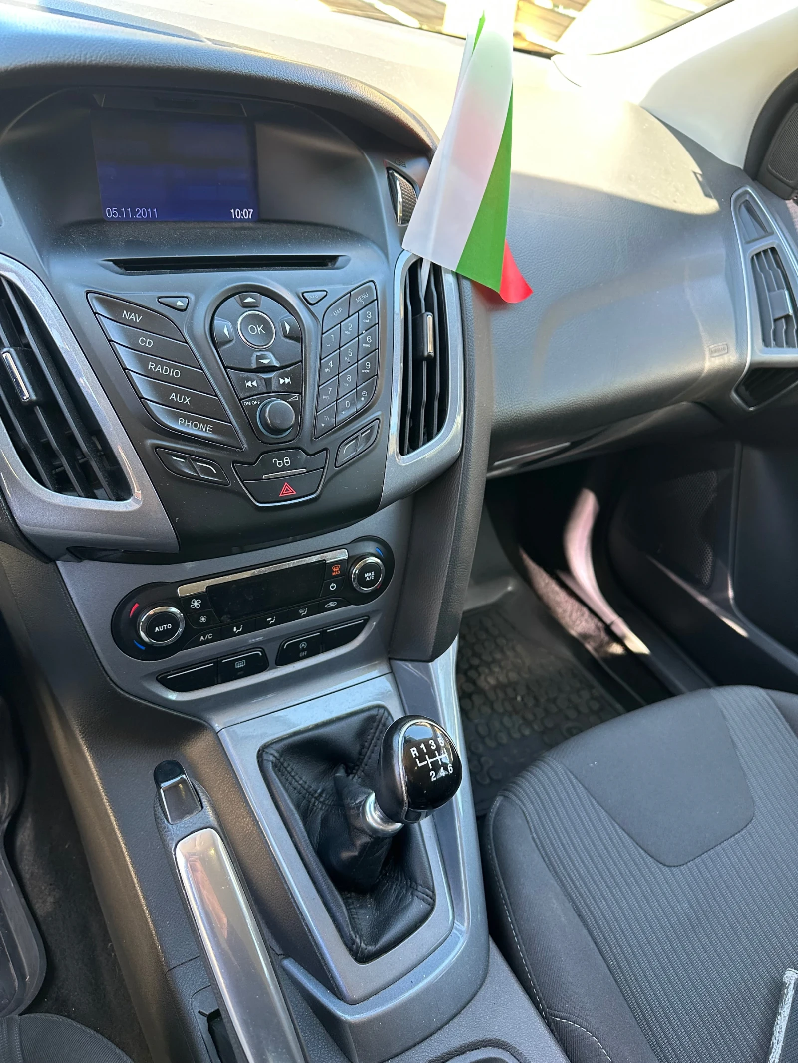 Ford Focus 1.6 turbo * KeyLess - изображение 9