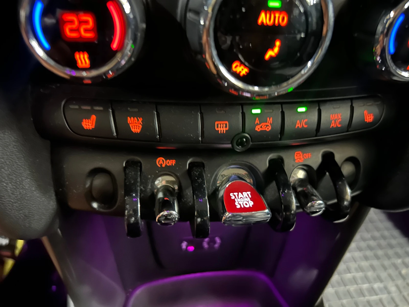 Mini One TWINPOWER TURBO* Амбиентно* КАСКО* 55000км* * * *  - изображение 10