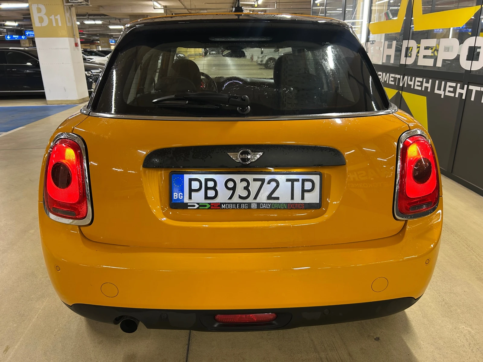 Mini One TWINPOWER TURBO* Амбиентно* КАСКО* 55000км* * * *  - изображение 6