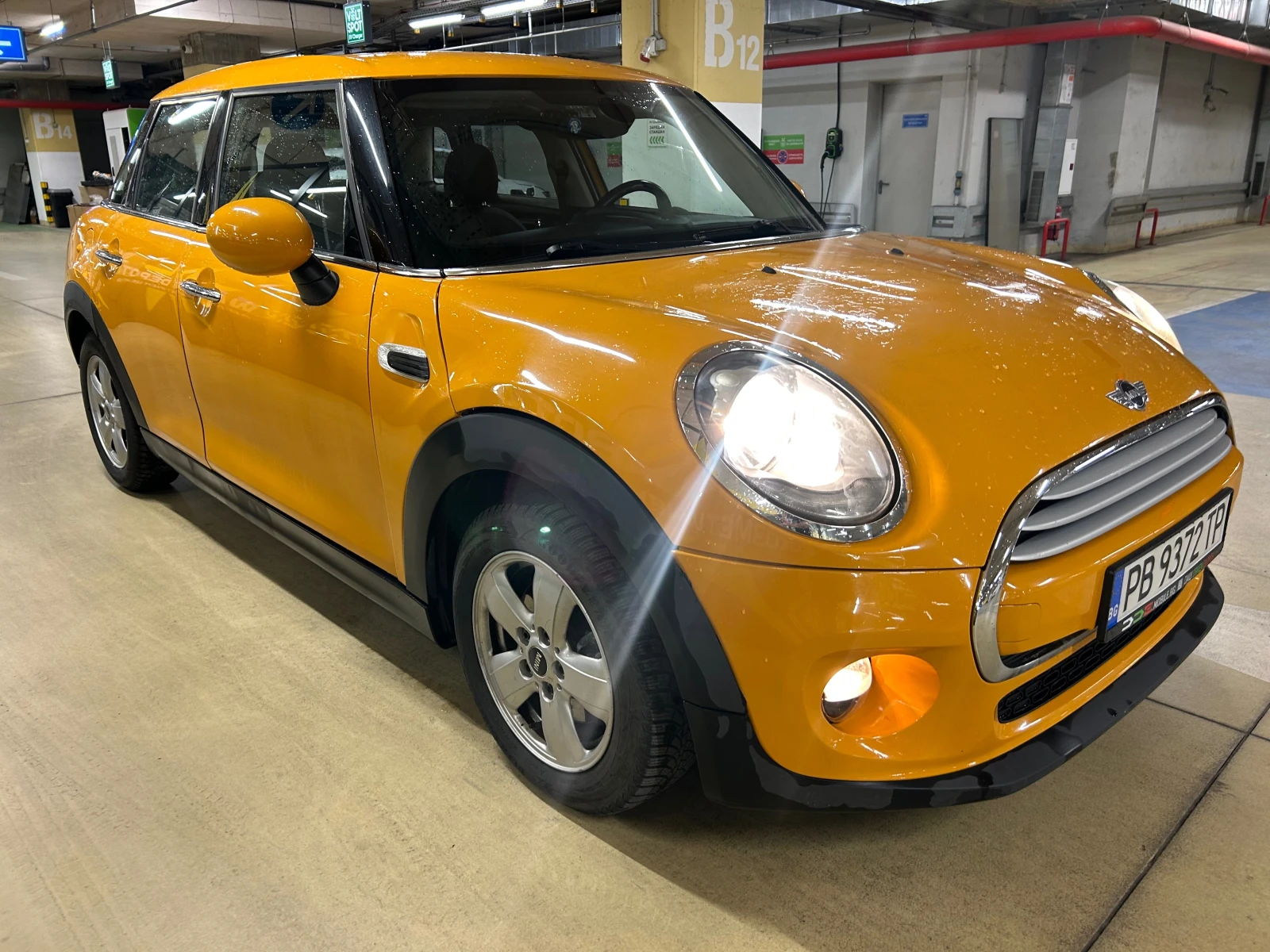 Mini One TWINPOWER TURBO* Амбиентно* КАСКО* 55000км* * * *  - изображение 3