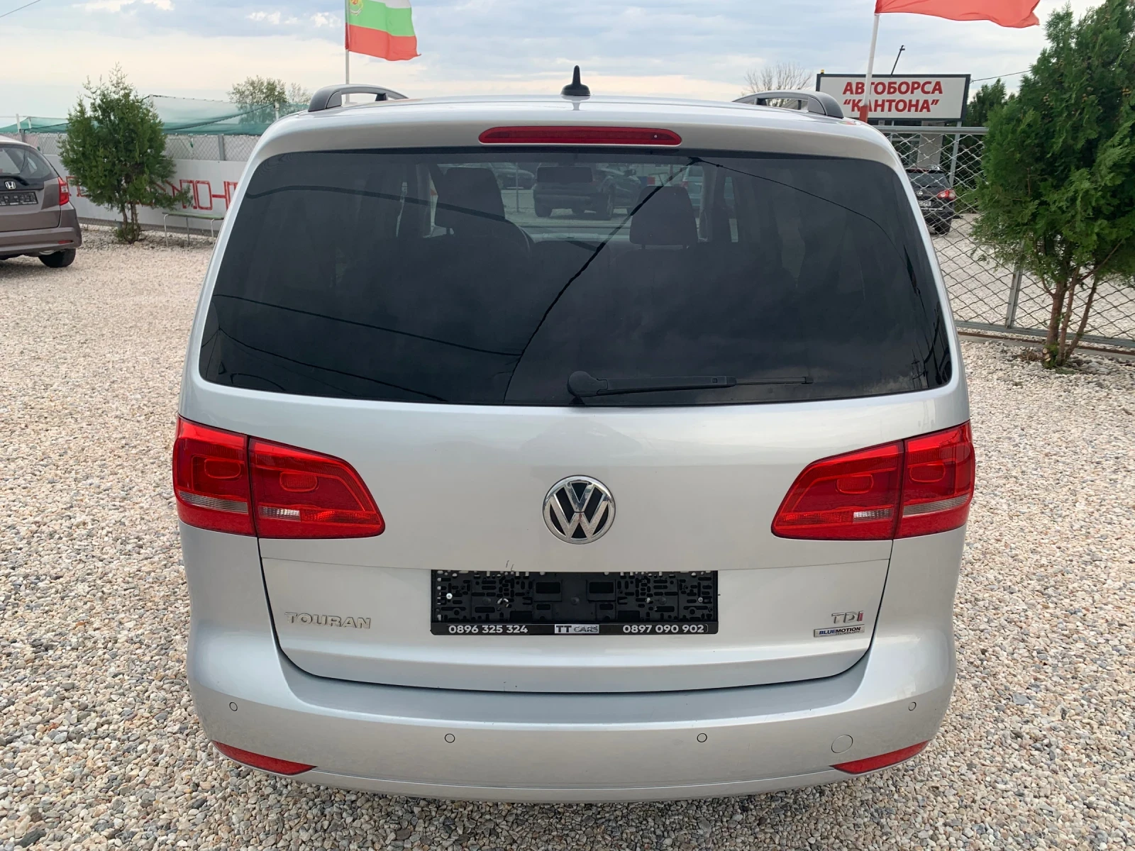 VW Touran 1.6TDI 6ск 7места - изображение 8