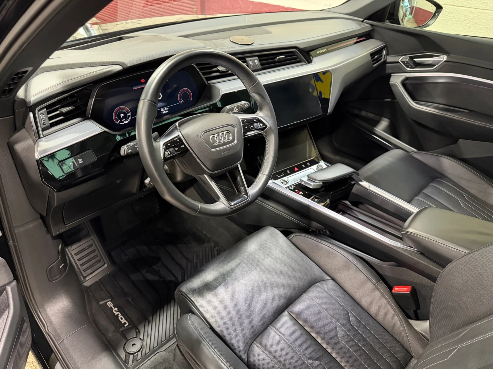 Audi E-Tron Technik / S-Line / PANO / 360 - изображение 8