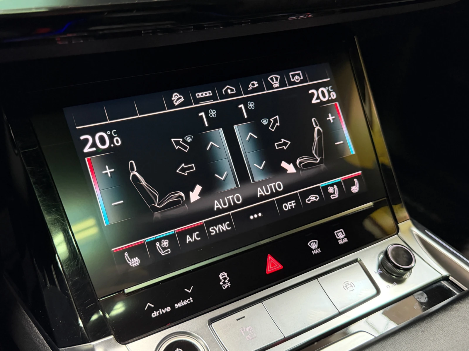 Audi E-Tron Technik / S-Line / PANO / 360 | Mobile.bg   11