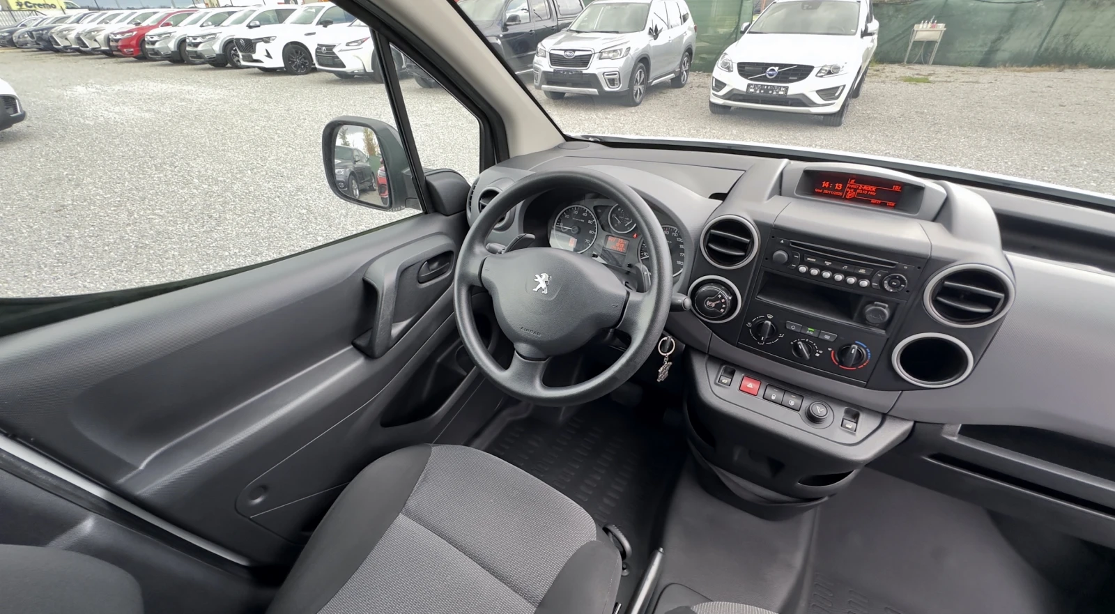 Peugeot Partner 1.6HDi 100кс., Autom., Klima - изображение 8