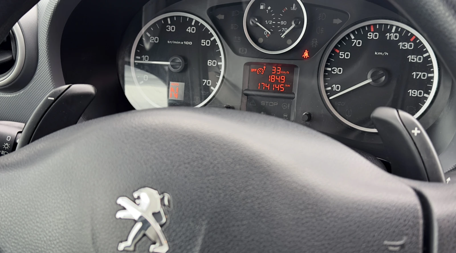 Peugeot Partner 1.6HDi 100кс., Autom., Klima - изображение 10