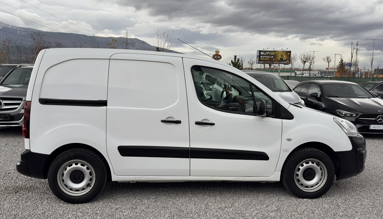 Peugeot Partner 1.6HDi 100кс., Autom., Klima - изображение 5