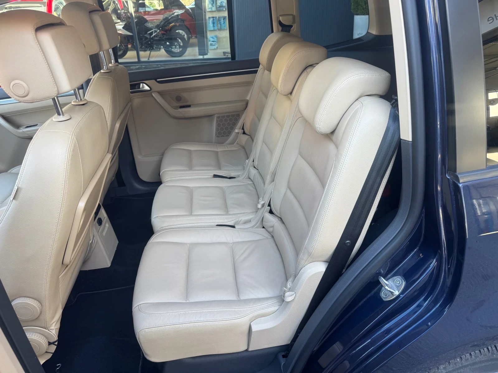 VW Touran 2.0 Diesel Automatic | Mobile.bg   13