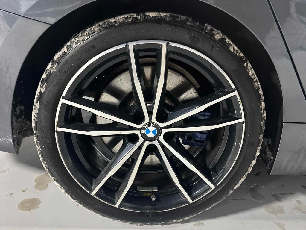 BMW 330 330i xDrive  CARFAX | Mobile.bg � ����������� 7