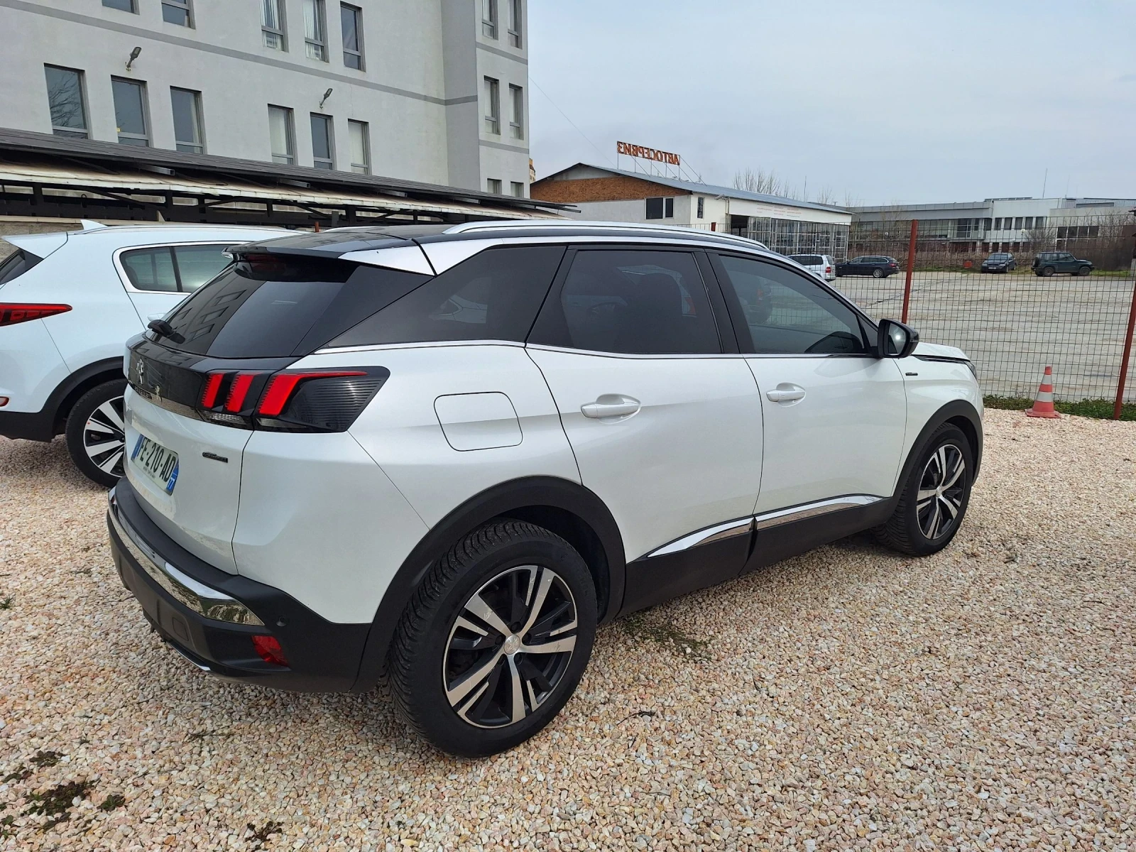 Peugeot 3008 * GT-LINE/Нави/Камера/Кейлес/Панорама/Лед/2019г*  - изображение 4