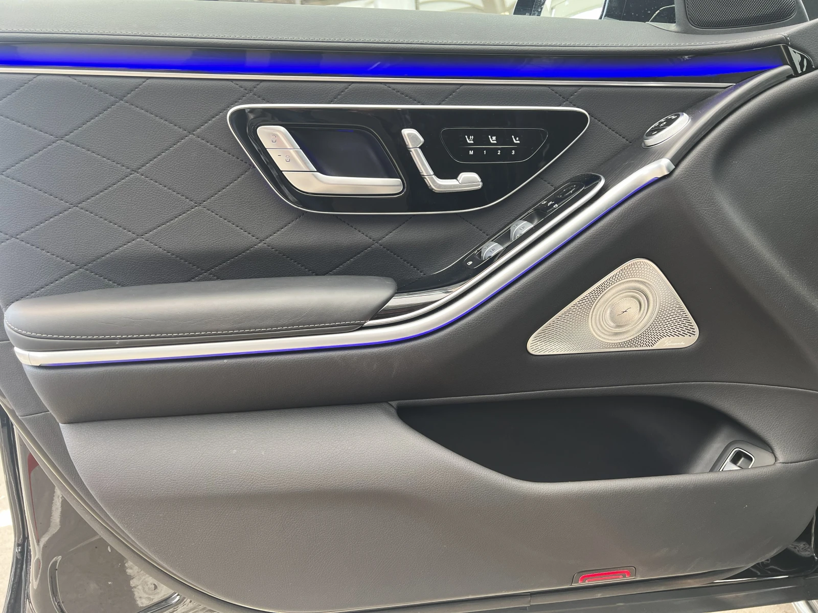 Mercedes-Benz S 450 LONG / AMG / 4-MATIC  / HUD / PANO / 360 /, снимка 8 - Автомобили и джипове - 54413548