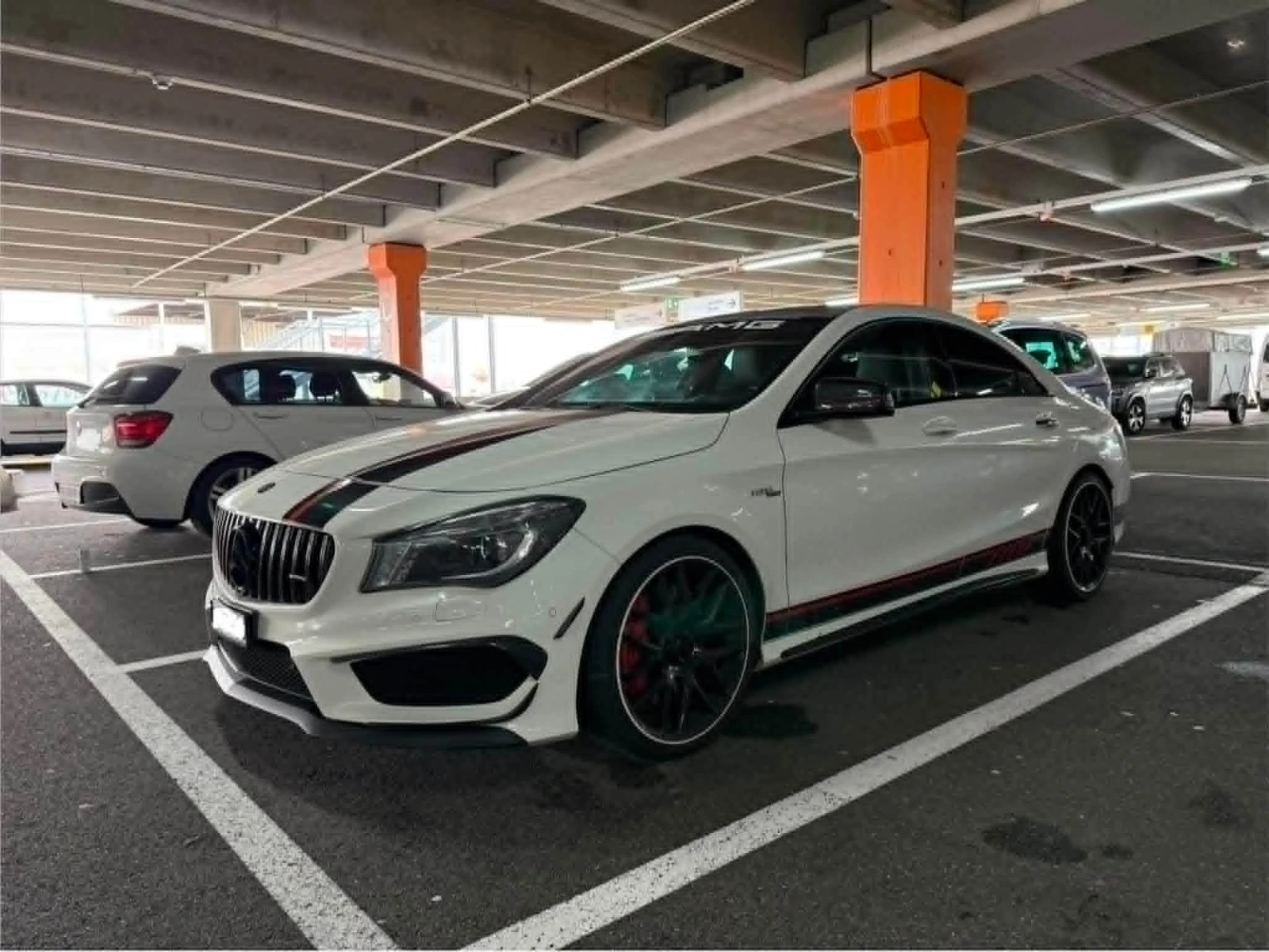 Mercedes-Benz CLA 45 AMG, снимка 2 - Автомобили и джипове - 54577760