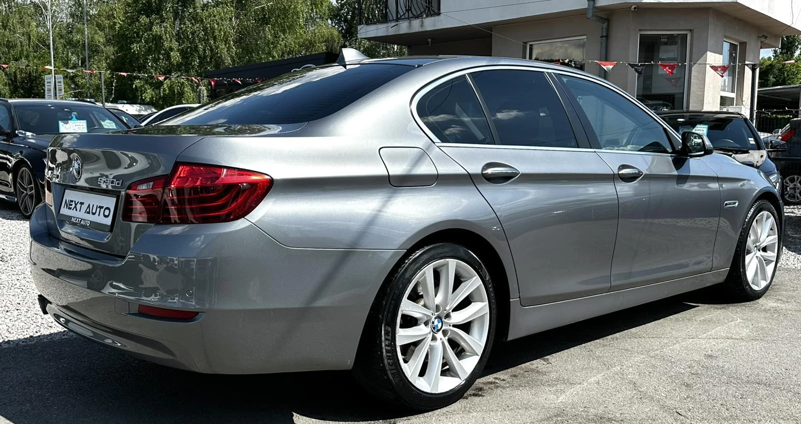 BMW 530 3.0D 258HP XDRIVE HUD CARPLAY CAMERA EU6B, снимка 5 - Автомобили и джипове - 54837306
