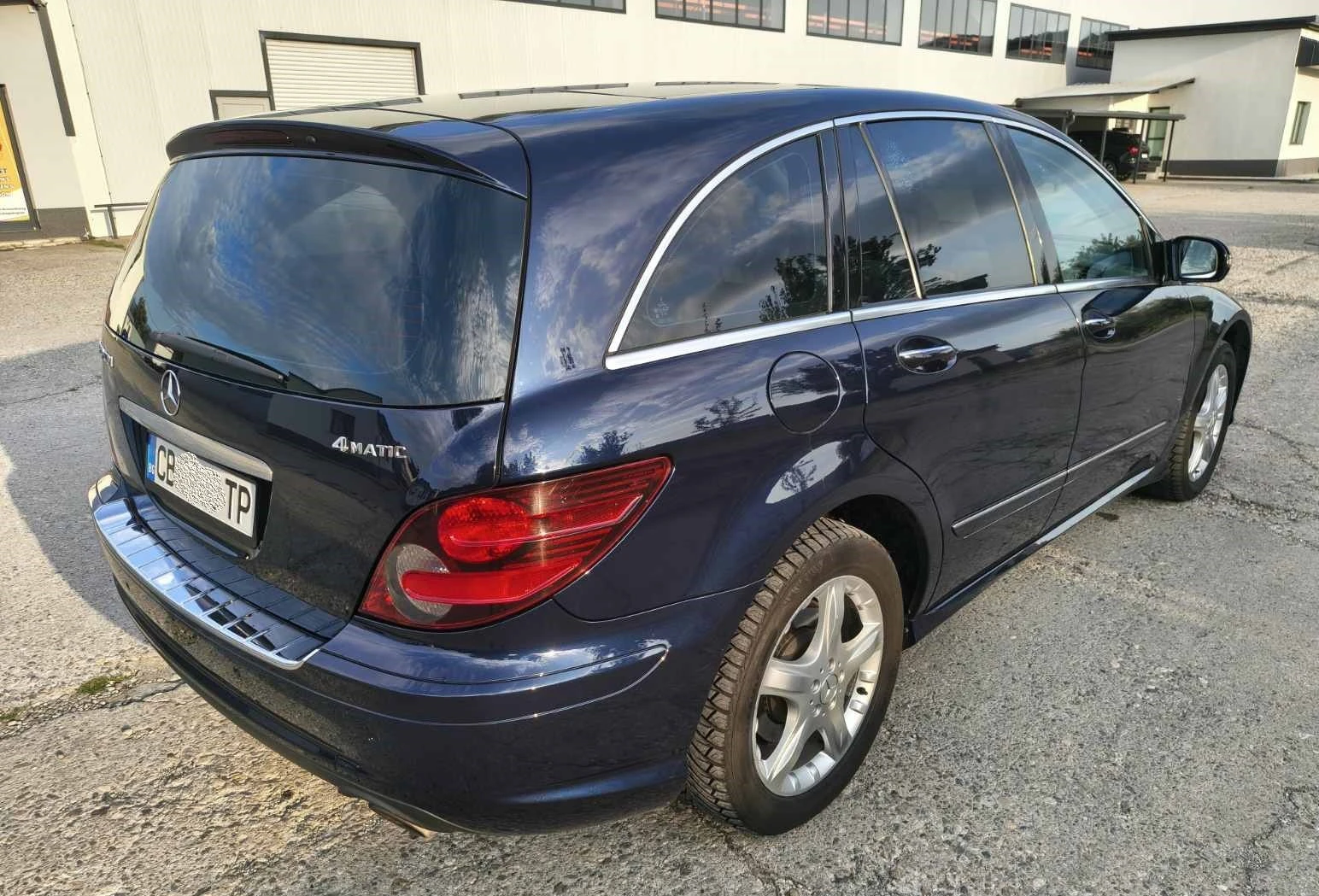 Mercedes-Benz R 320 CDI 4MATIC, снимка 6 - Автомобили и джипове - 55194027