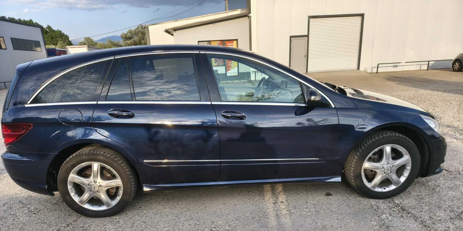 Mercedes-Benz R 320 CDI 4MATIC, снимка 5 - Автомобили и джипове - 55194027