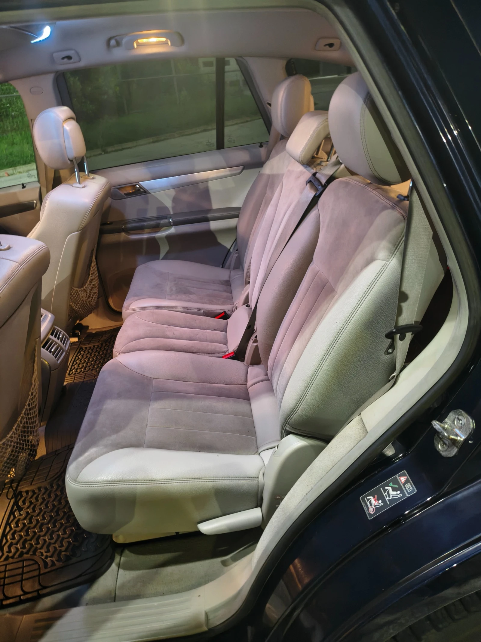 Mercedes-Benz R 320 CDI 4MATIC, снимка 16 - Автомобили и джипове - 55194027