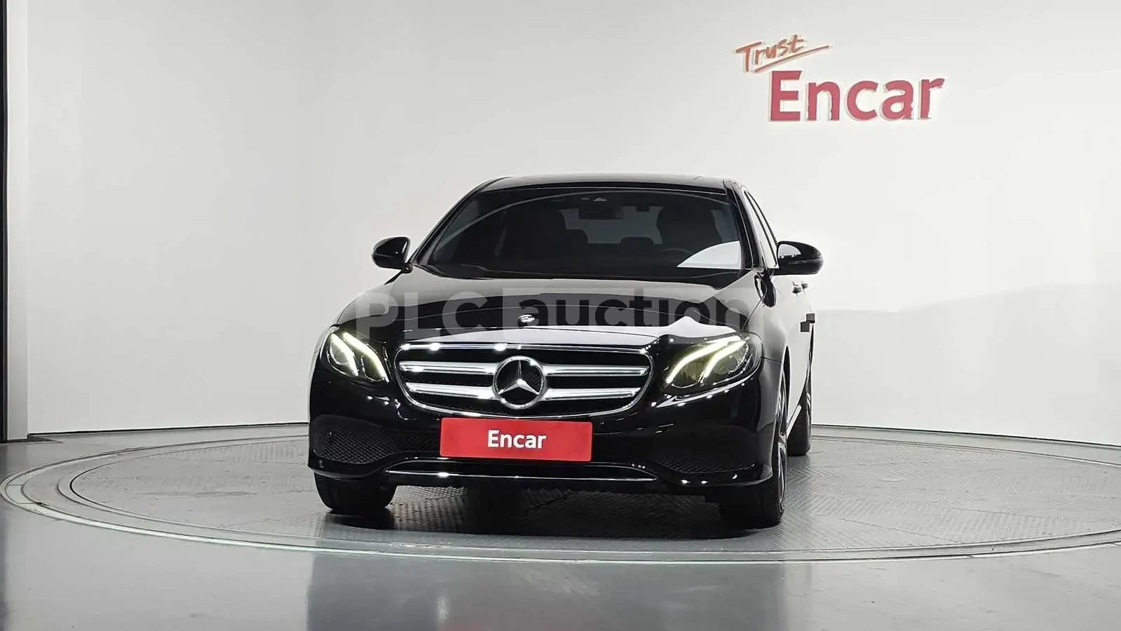 Mercedes-Benz E 300 AVANGARD/PANORAMA/360CAM/, снимка 3 - Автомобили и джипове - 55309989