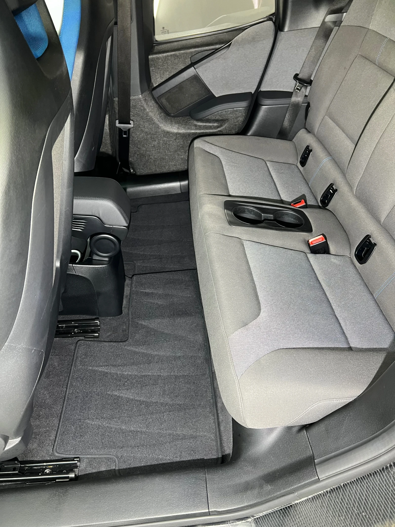 BMW i3 S /TermoP/H&K/, снимка 8 - Автомобили и джипове - 55750929