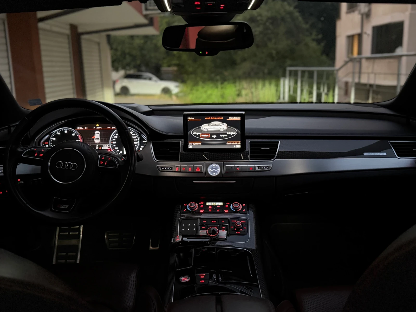 Audi S8, снимка 8 - Автомобили и джипове - 55902977