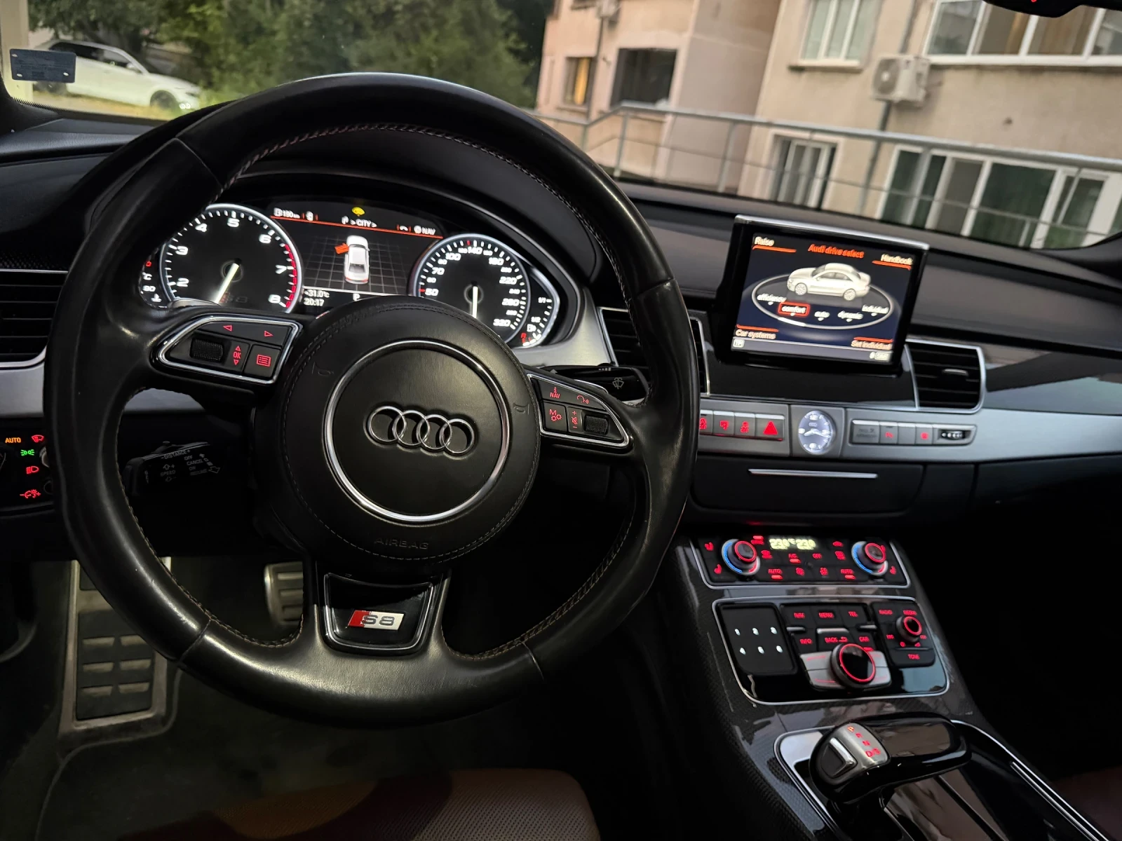Audi S8, снимка 6 - Автомобили и джипове - 55902977
