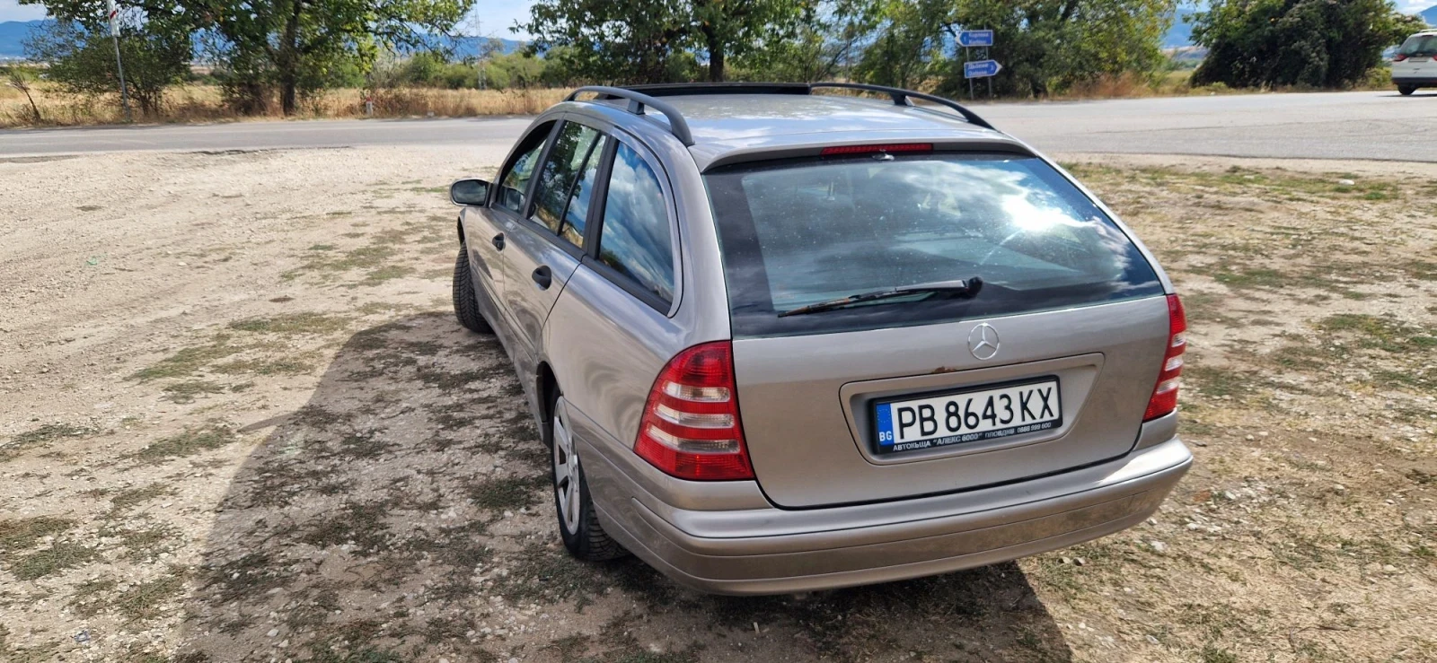Mercedes-Benz C 220, снимка 4 - Автомобили и джипове - 56197754