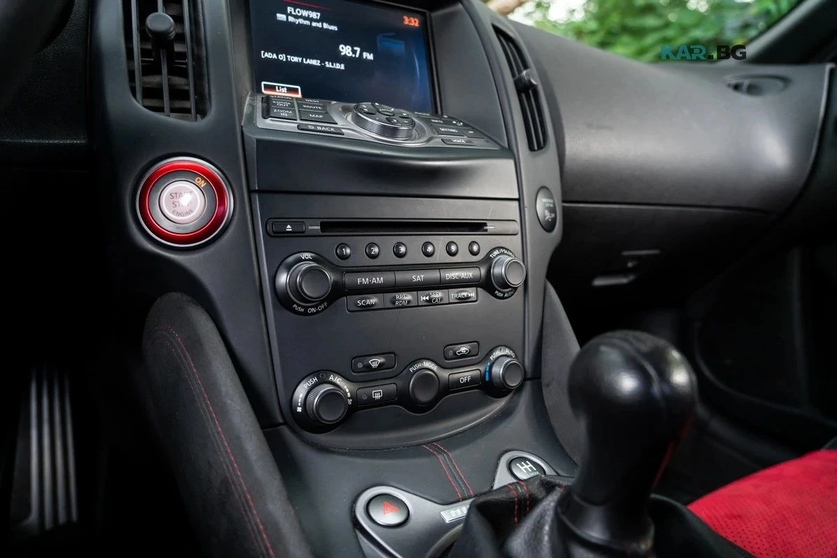 Nissan 370Z, снимка 16 - Автомобили и джипове - 56715086