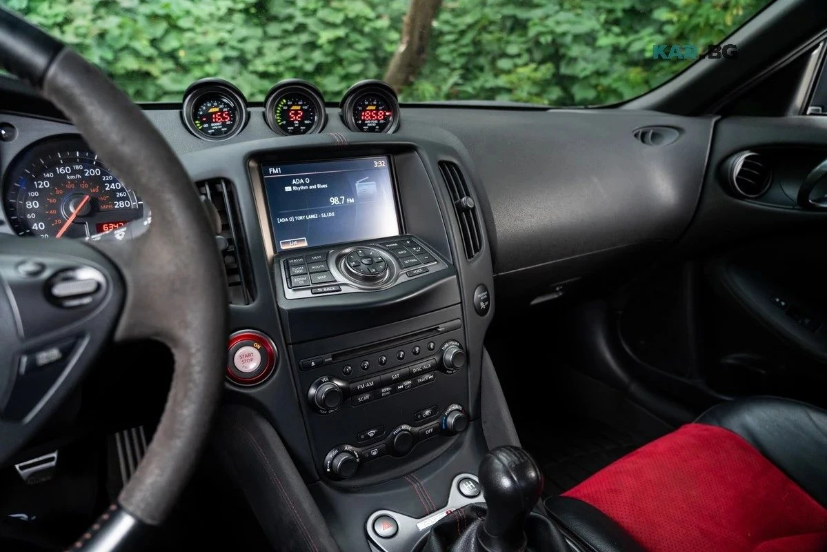 Nissan 370Z, снимка 14 - Автомобили и джипове - 56715086