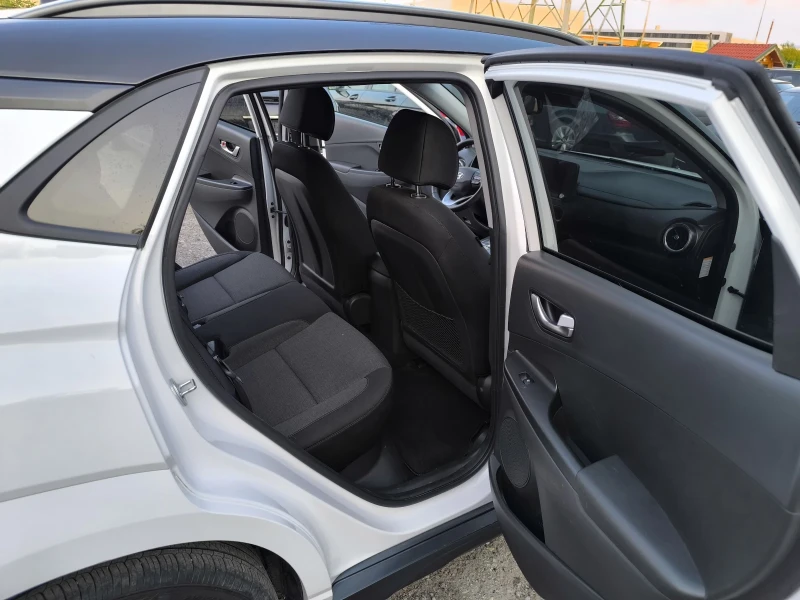 Hyundai Kona 64kwh 05.22г.45800км., снимка 10 - Автомобили и джипове - 51461629