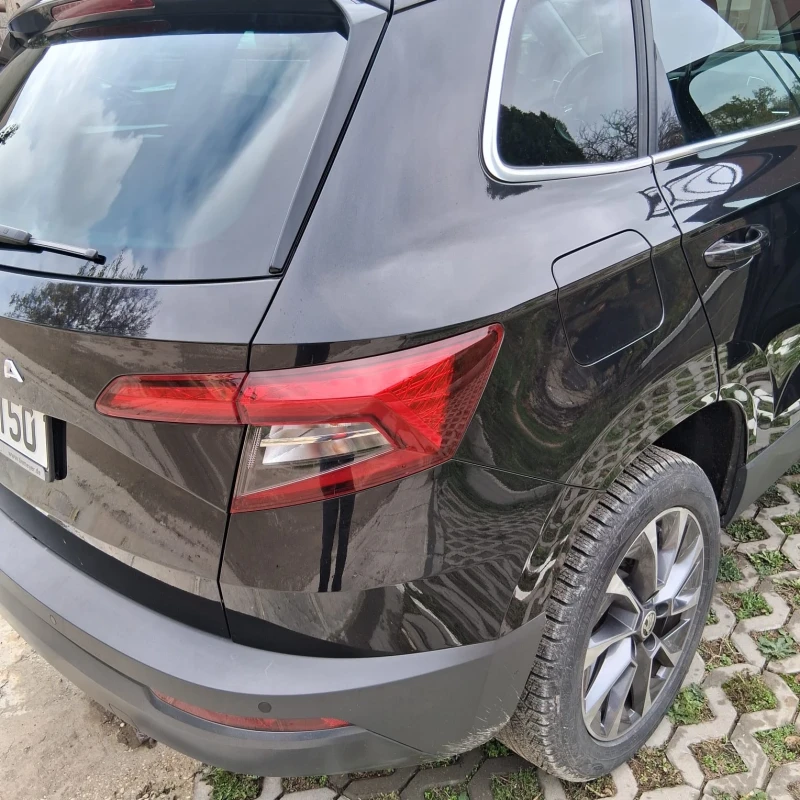 Skoda Karoq Drive , снимка 9 - Автомобили и джипове - 52382475
