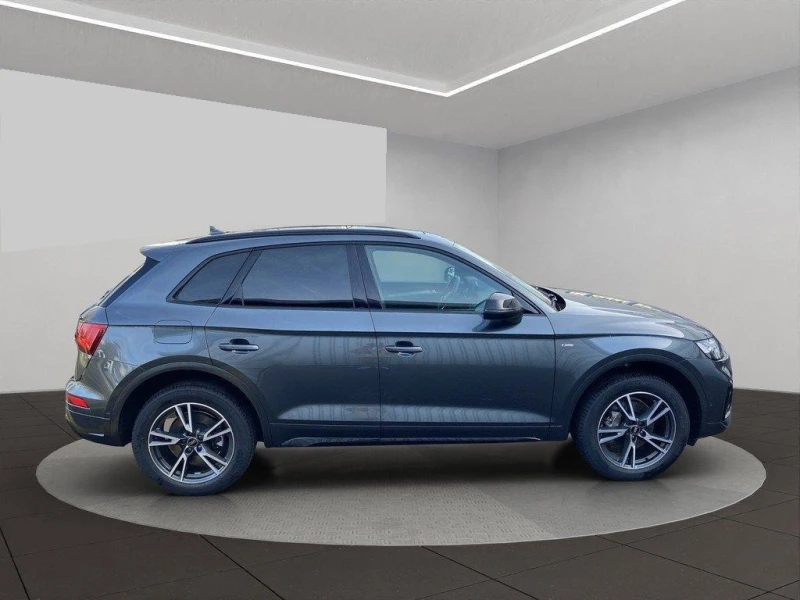 Audi Q5 40TFSI* S-LINE* DISTR* KEYLESS* MEMORY* , снимка 3 - Автомобили и джипове - 52731668