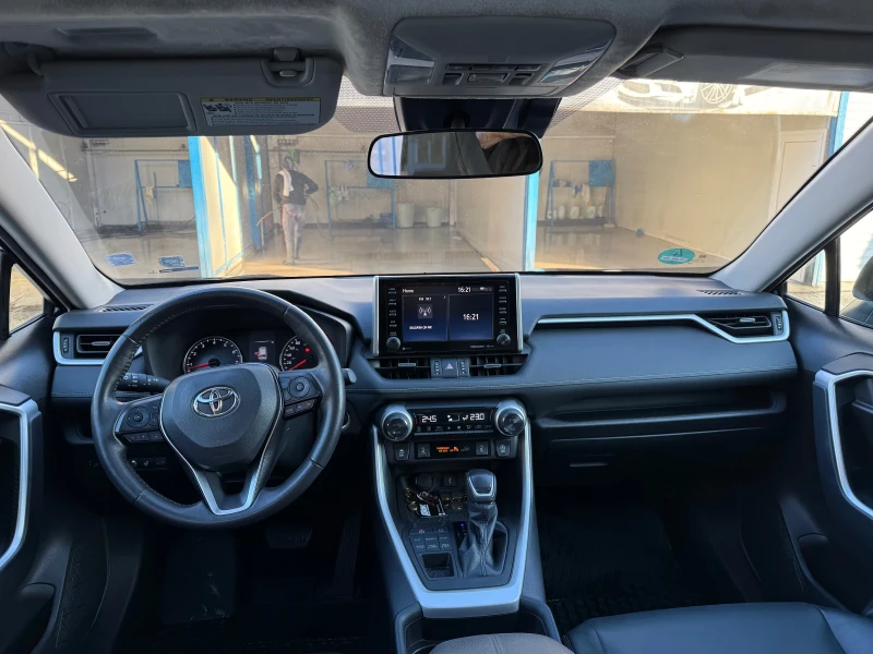 Toyota Rav4 2.5 XLE AWD 49000 км. , снимка 10 - Автомобили и джипове - 52868963