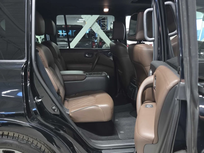 Nissan Armada * Platinum * 360 * ДИСТРОНИК * ОБДУХВАНЕ * ПОДГРЕВ, снимка 12 - Автомобили и джипове - 53305015