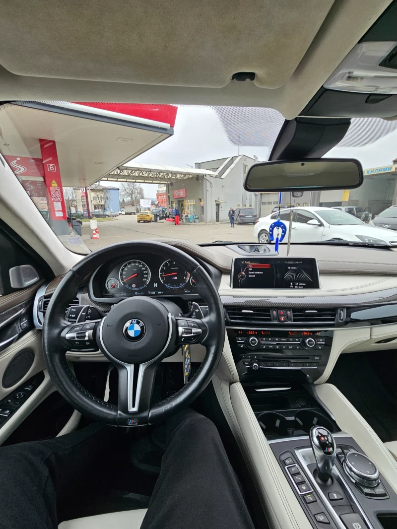 BMW X6  M* 575кс* КЕРАМИКА* КАРБОН* SOFT-CLOSE* Bang & Ol, снимка 14 - Автомобили и джипове - 53479216