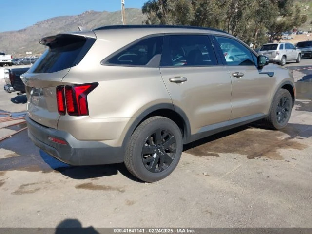 Kia Sorento S  - изображение 8