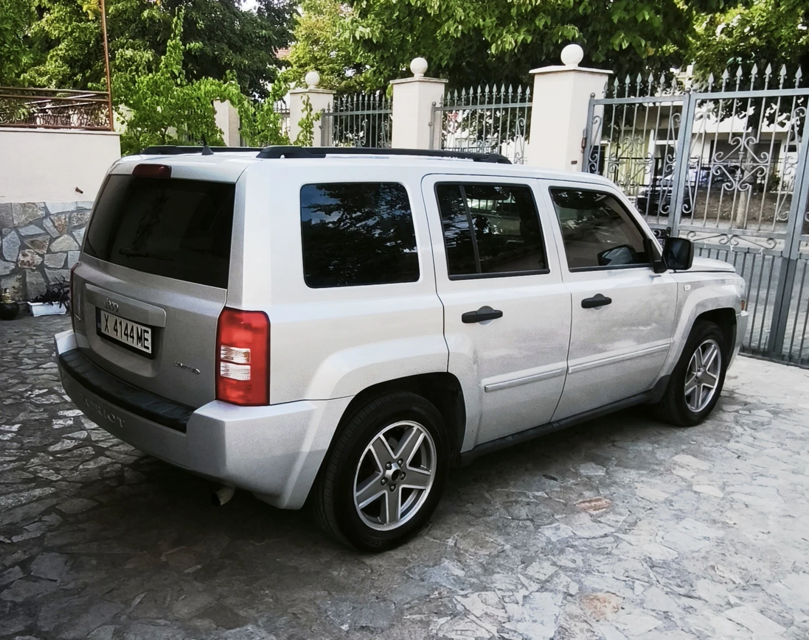 Jeep Patriot 2.0 CRD 140 .. 6  | Mobile.bg   8