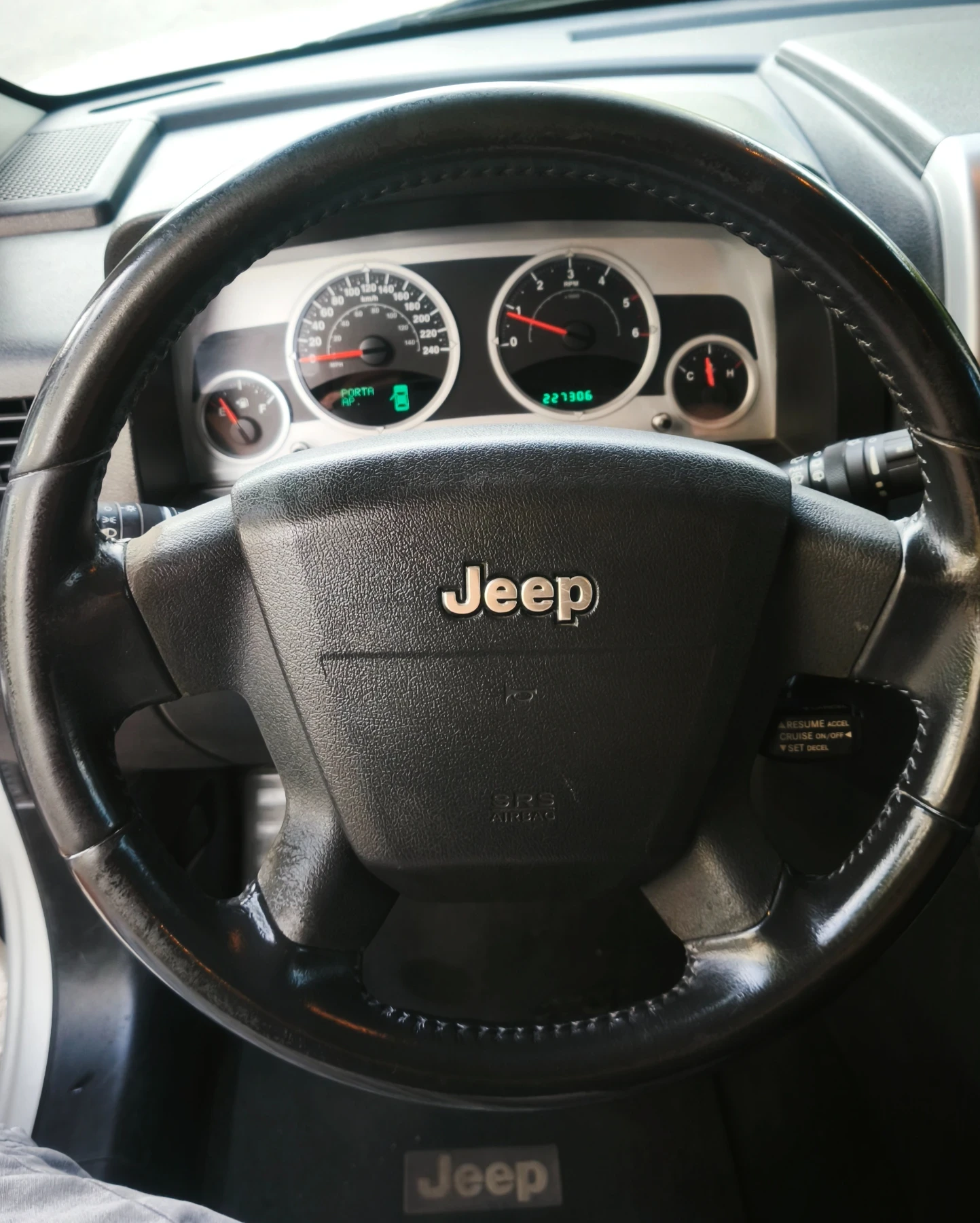 Jeep Patriot 2.0 CRD 140 .. 6  | Mobile.bg   11
