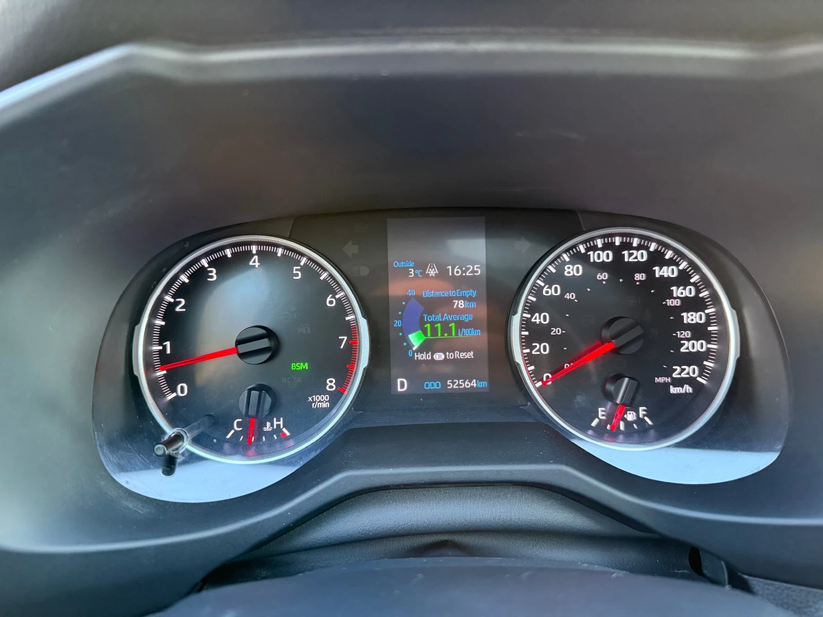 Toyota Rav4 2.5 XLE AWD 49000 км. , снимка 12 - Автомобили и джипове - 52868963