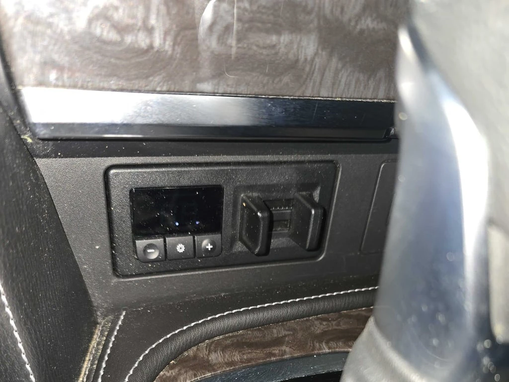 Nissan Armada * Platinum * 360 * ��������� * ��������� * ������� | Mobile.bg � ����������� 14