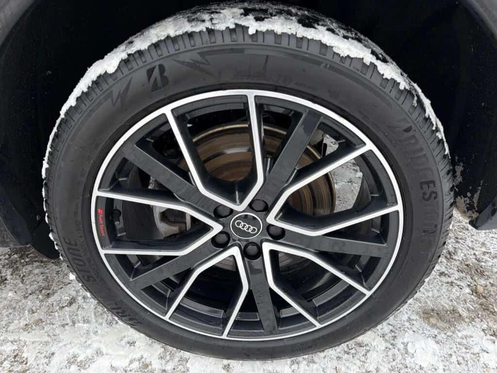 Audi Q5 * 45 Technik One Owner, AWD, S Line, Panoramic Roo - изображение 4