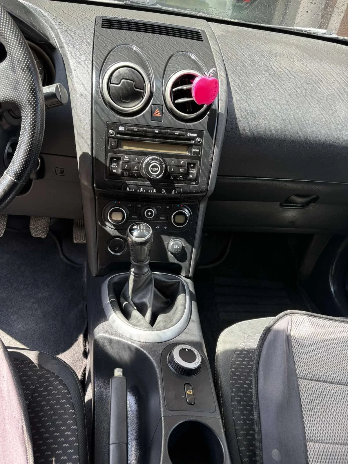 Nissan Qashqai Nissan Qashqai DCI 4x4 150ps 2009g, снимка 9 - Автомобили и джипове - 54164374