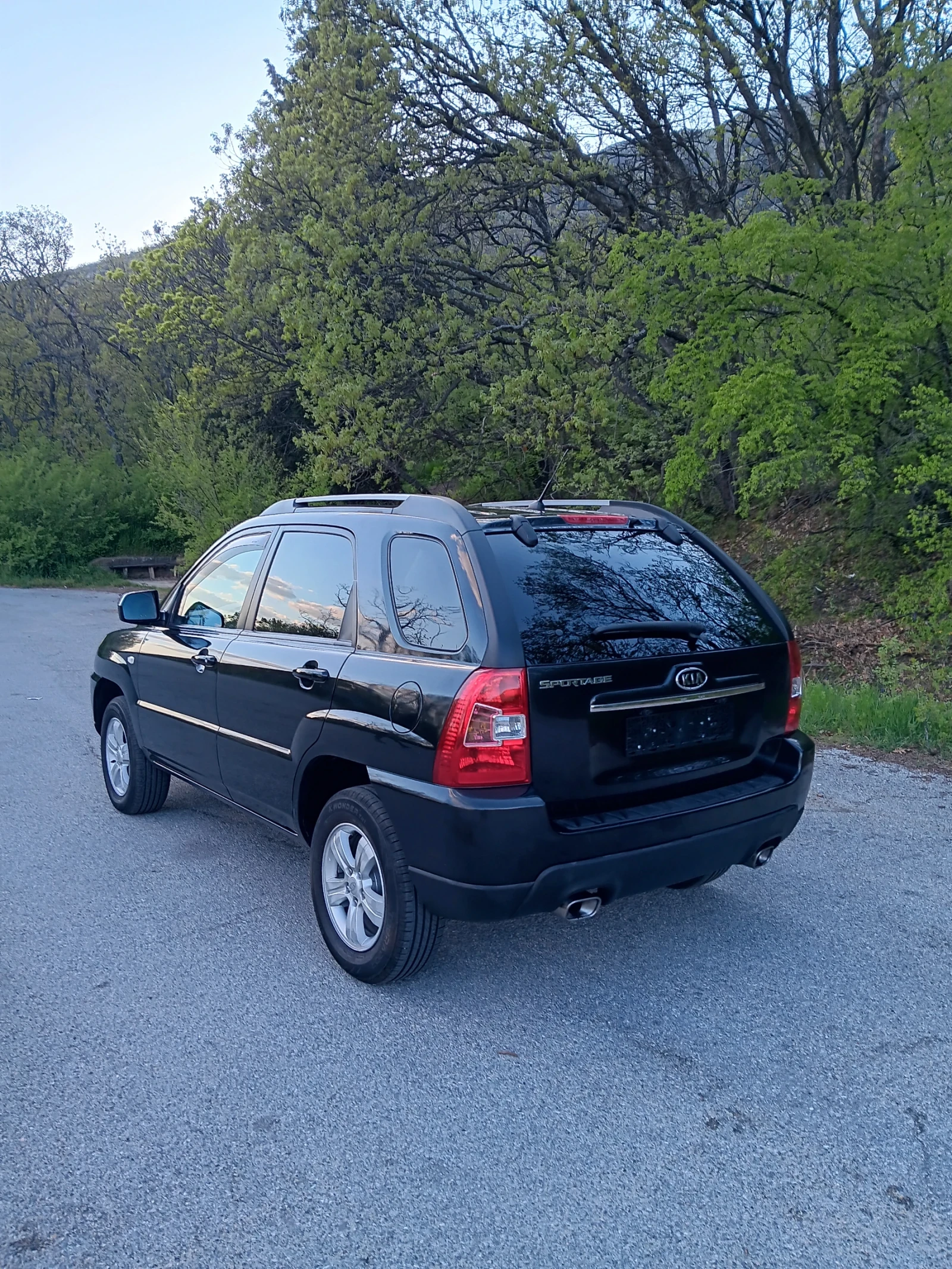 Kia Sportage 2.0-���-������-141�.�.-������-�����������-�������! | Mobile.bg � ����������� 2